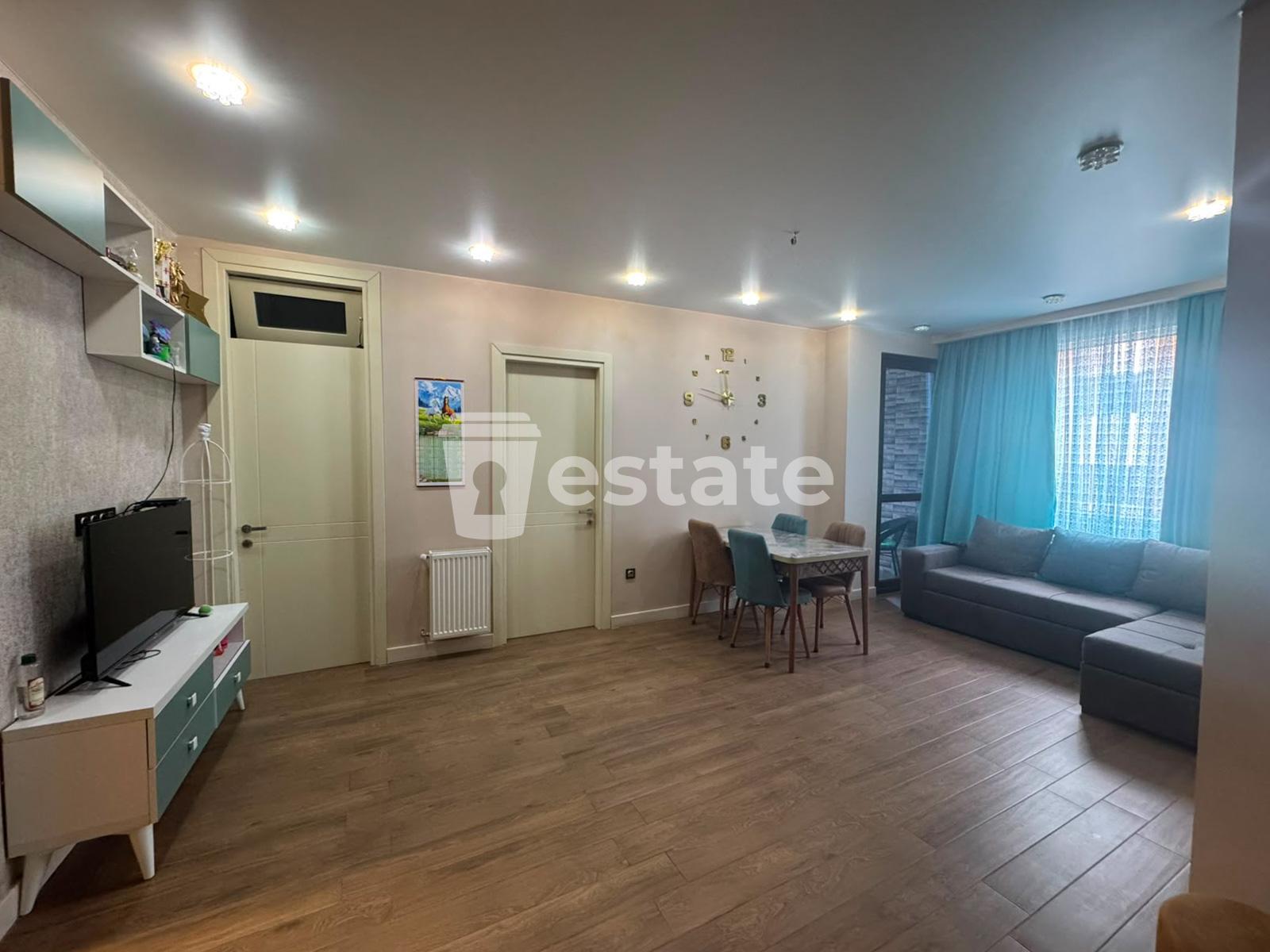 4-Room Apartment For Sale In Batumi, Tsminda Evdemoz Pirveli (Diasamize) St, 48 view 2
