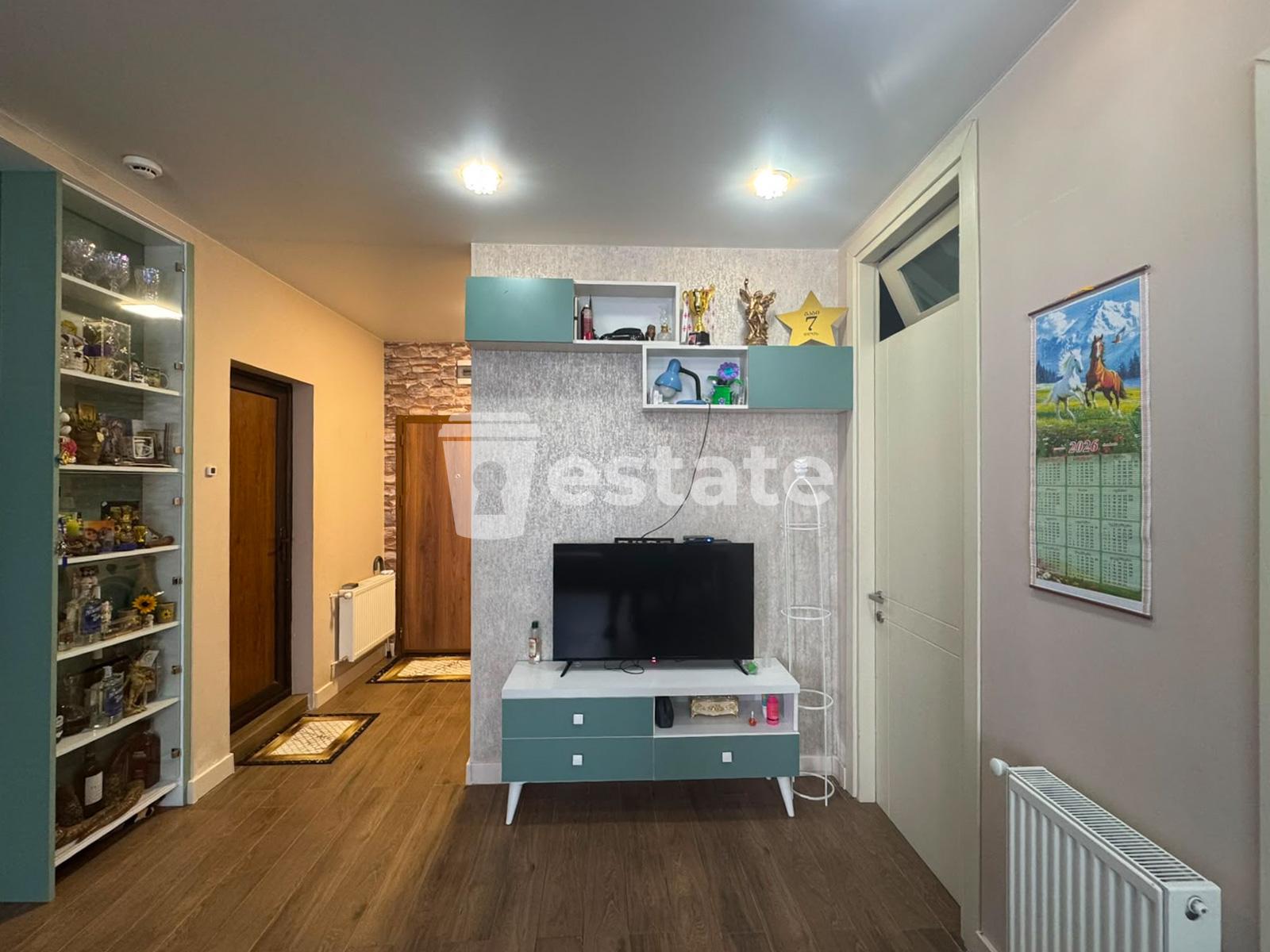 4-Room Apartment For Sale In Batumi, Tsminda Evdemoz Pirveli (Diasamize) St, 48 view 3