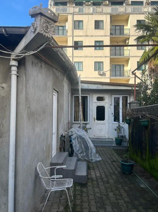 3-Room House For Sale In Batumi, Parnavaz Mepe St, 82 view 9