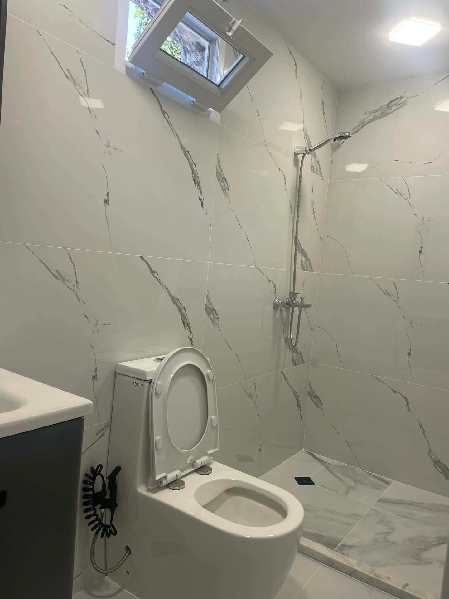 2-Room House For Rent In Batumi, Mamia Varshanidze St, 100 view 2