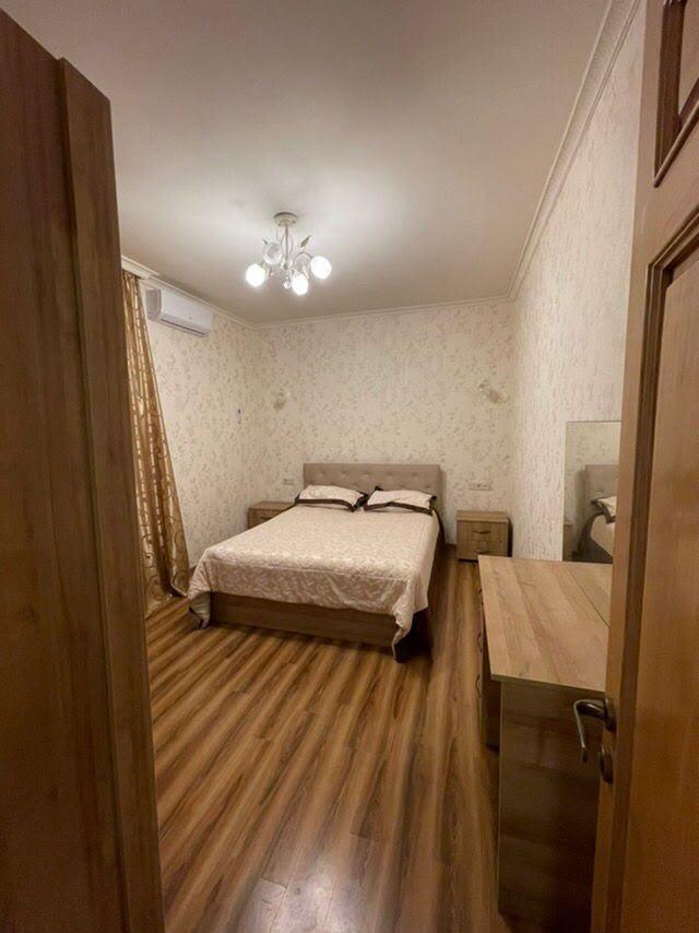 8-Room House For Rent In Batumi, Iberia St, 30 view 9