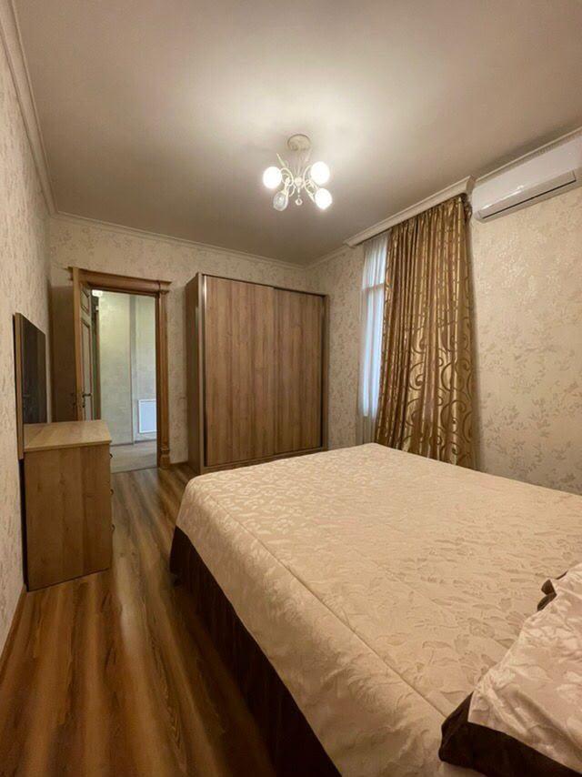 8-Room House For Rent In Batumi, Iberia St, 30 view 29