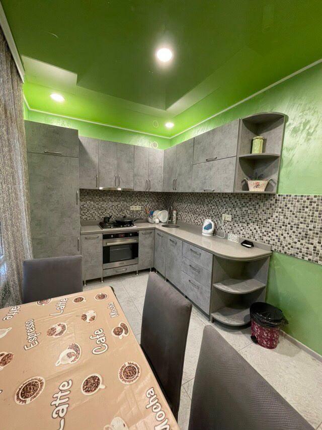 8-Room House For Rent In Batumi, Iberia St, 30 view 31