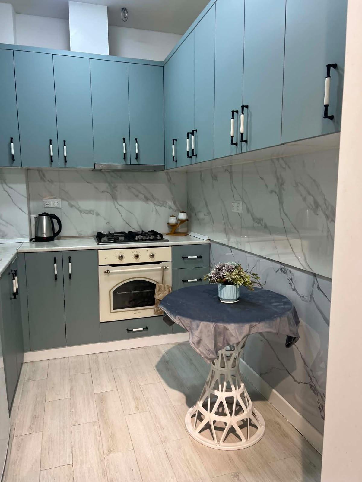 3-Room Apartment For Rent In Batumi, Fridon Khalvashi Ave, 71 view 4