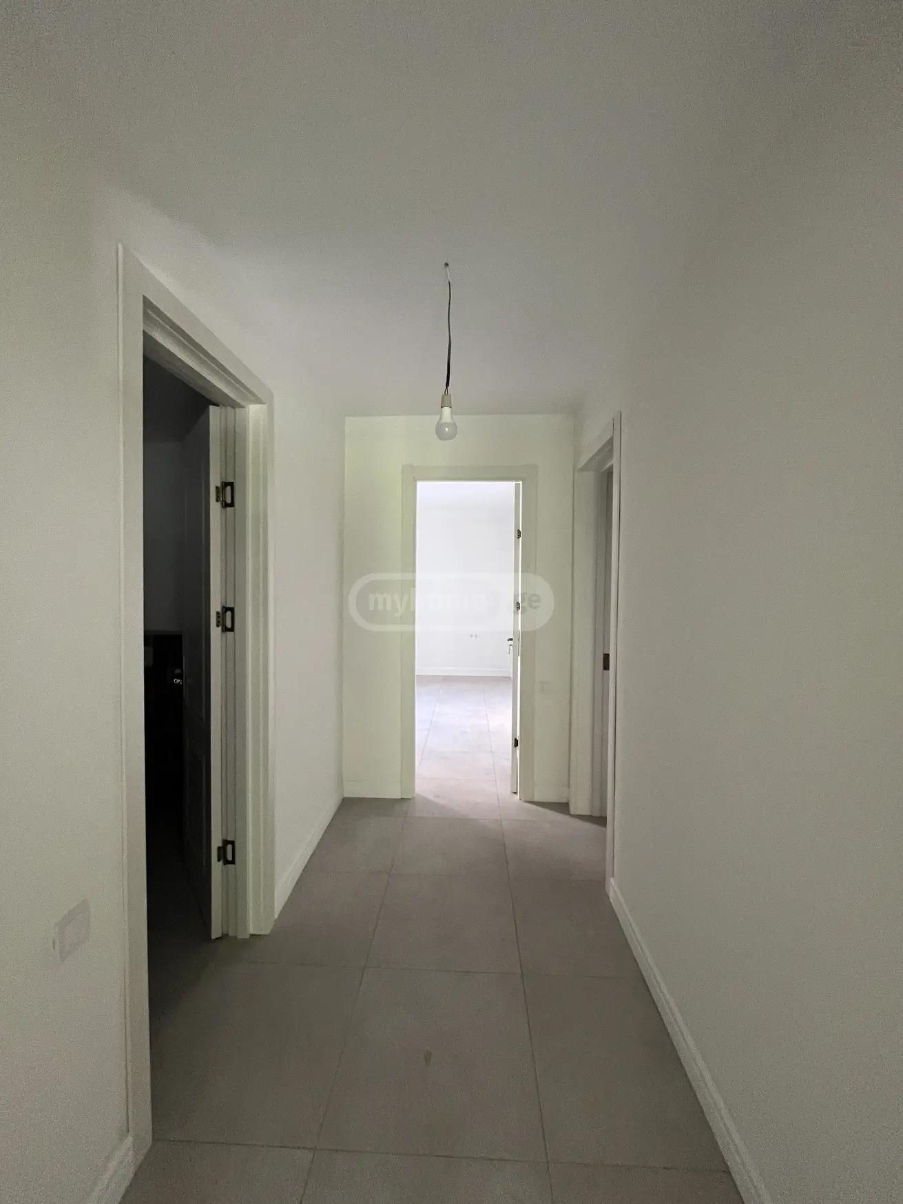 Commercial Property For Rent: 110 M² In Batumi, Ekvtime Taqaishvili St – $2,500 view 7