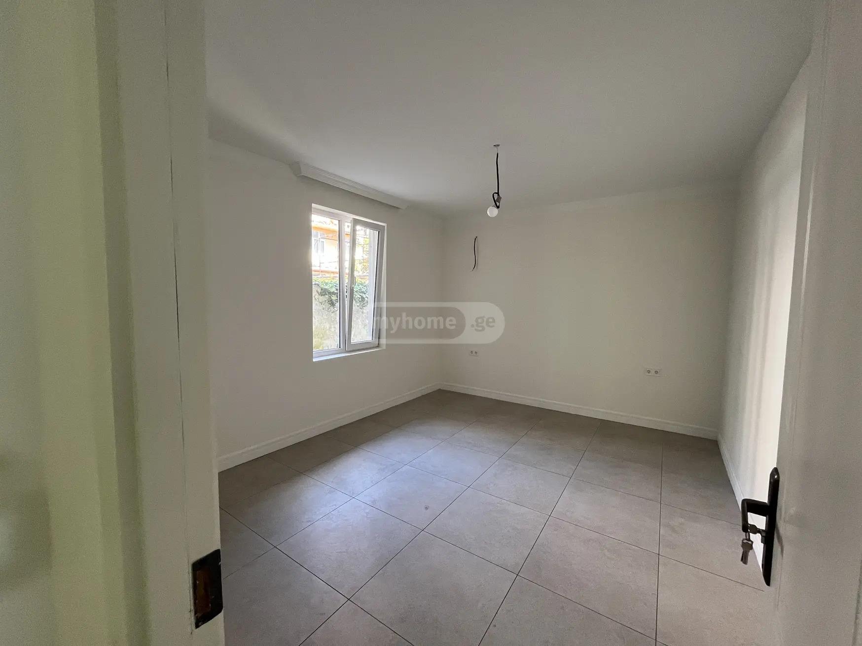 Commercial Property For Rent: 110 M² In Batumi, Ekvtime Taqaishvili St – $2,500 view 10
