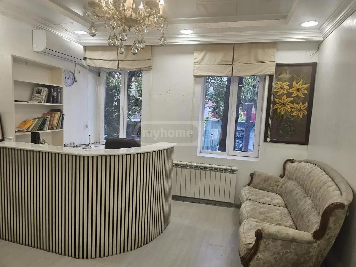 Commercial Property For Rent: 405 M² In Batumi, Nikoloz Baratashvili St – $3,000 view 1