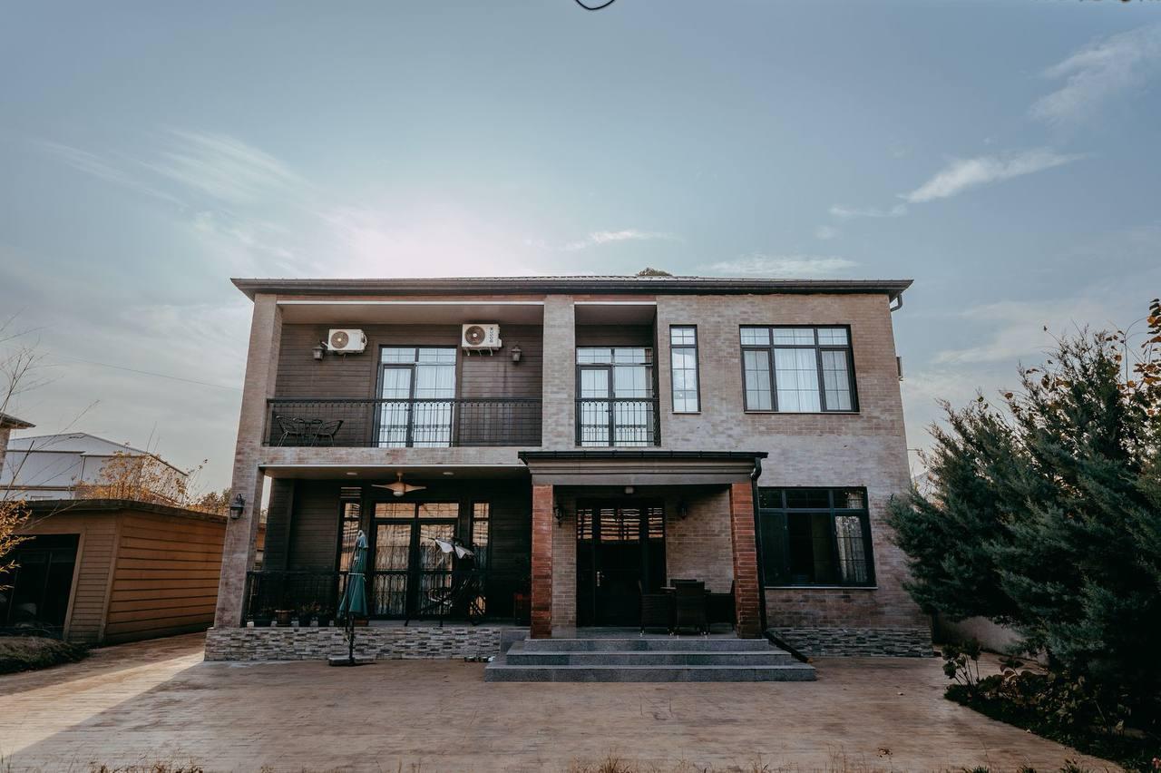 5-Room House For Sale In Batumi, Meskheti St, 61 view 2