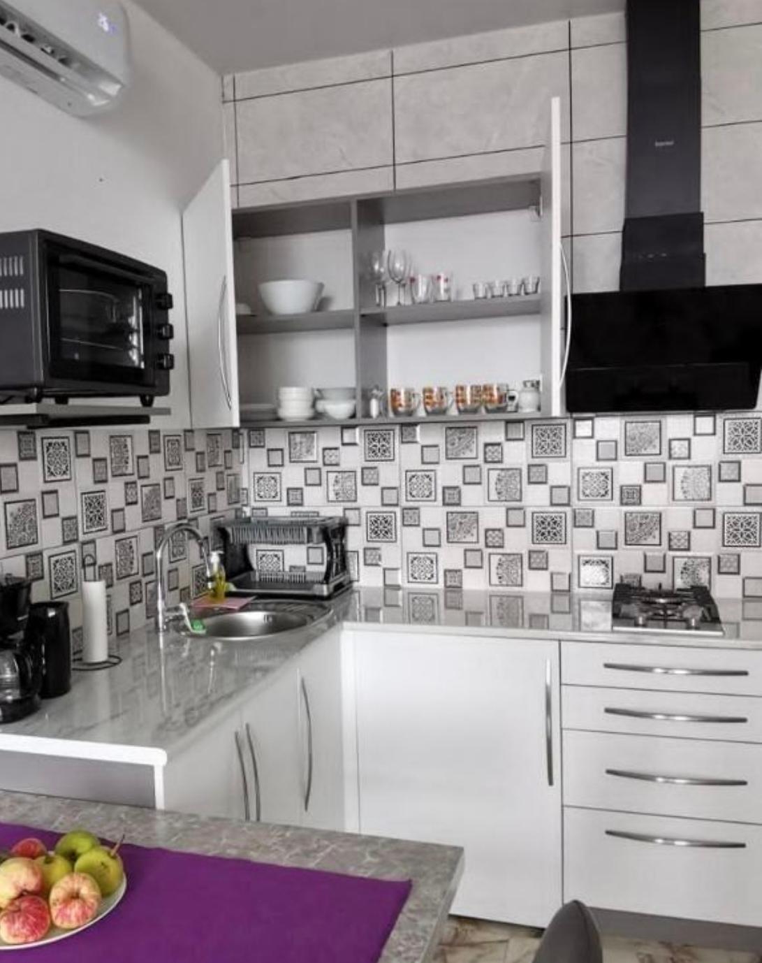 2-Room Apartment For Rent In Batumi, Intourist Residence view 4
