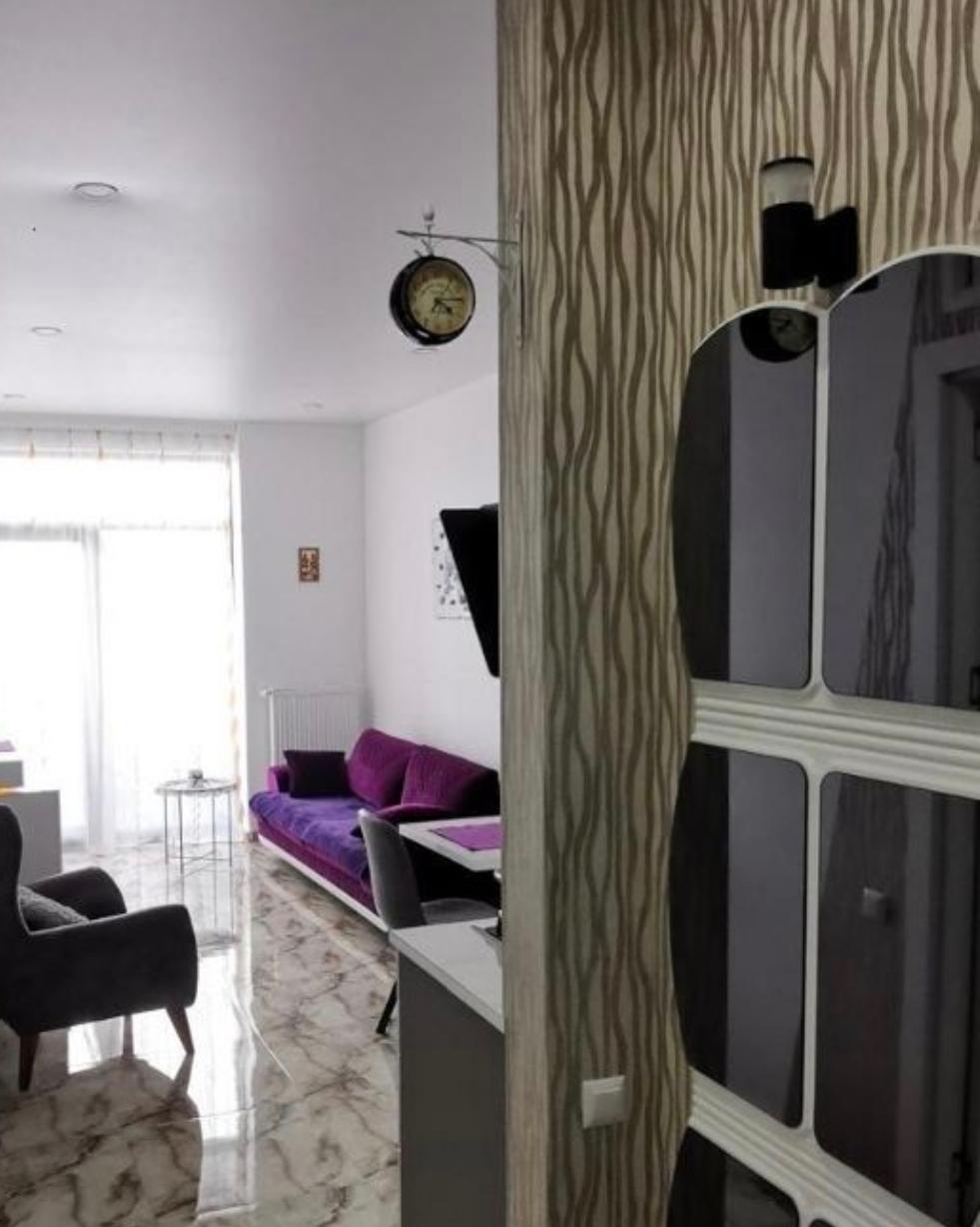 2-Room Apartment For Rent In Batumi, Intourist Residence view 8