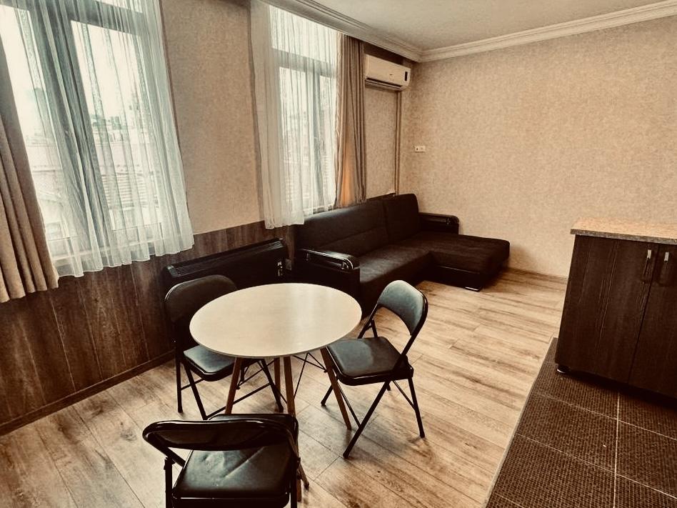 2-Room House For Rent In Batumi, Iakob Gogebashvili St, 26 view 12