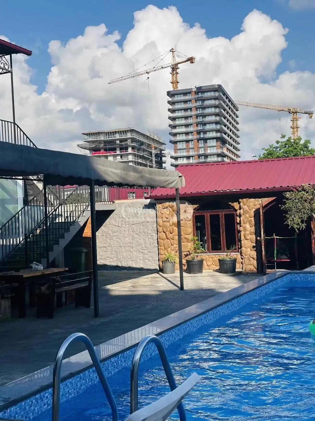 10-Room House In Batumi, Adlia St, 24, 30 M², Is Available For Daily Rent For 250 ₾ view 2