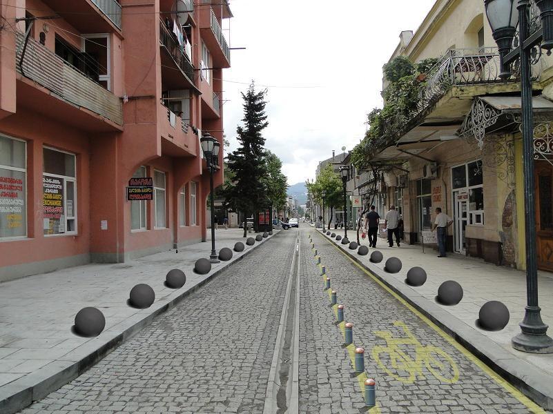 5-Room House For Sale In Batumi, Ioseb Imedashvili St, 13 view 8