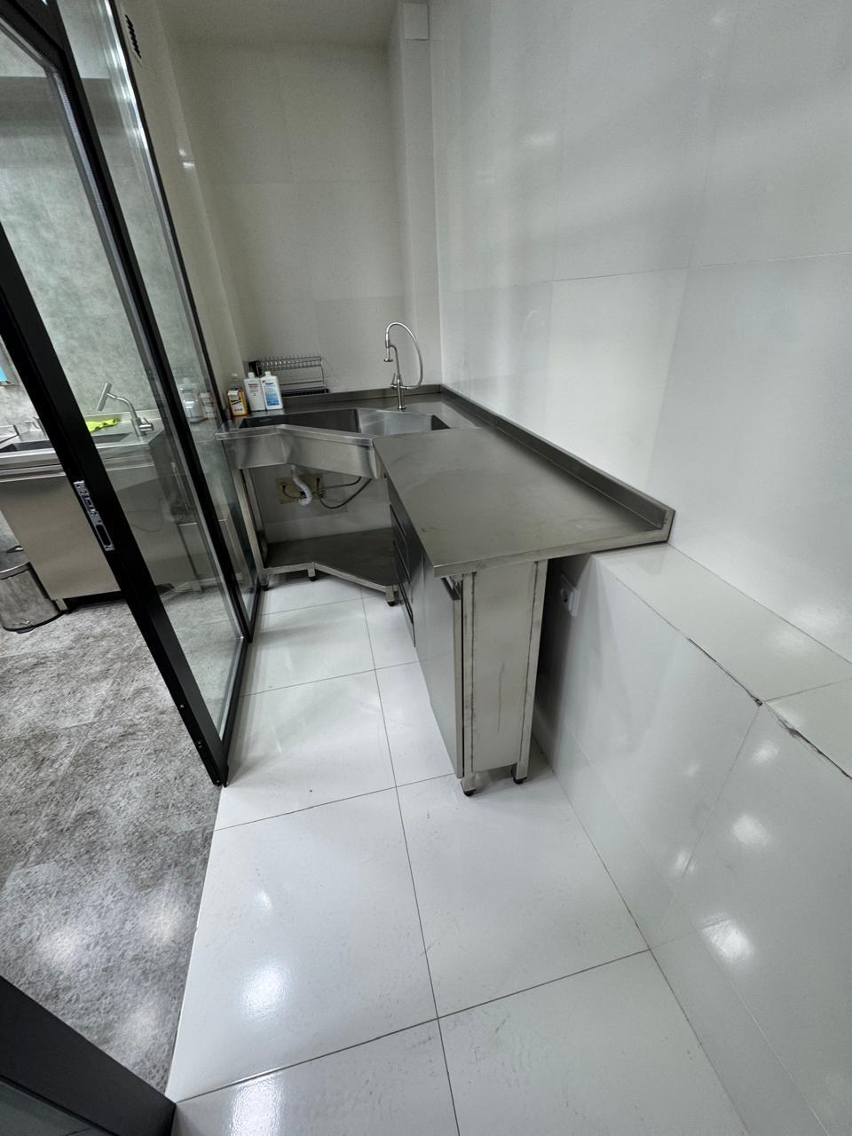 Commercial Property For Rent: 80 M² In Batumi, Kutaisi St, 13 – $1,800 view 12