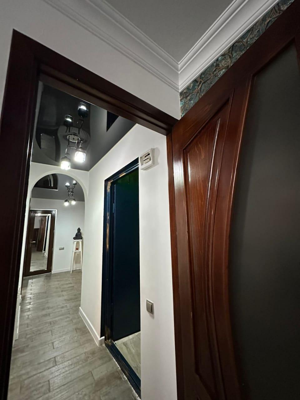 4-Room Apartment For Daily Rent In Batumi, Zurab Gorgiladze St, 130 M² — 300 ₾ Per Day view 2