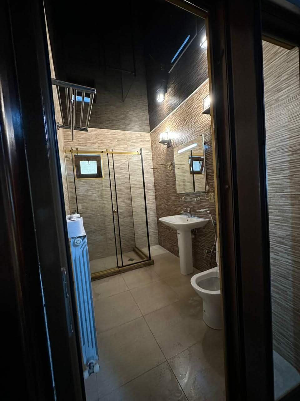 4-Room Apartment For Daily Rent In Batumi, Zurab Gorgiladze St, 130 M² — 300 ₾ Per Day view 16