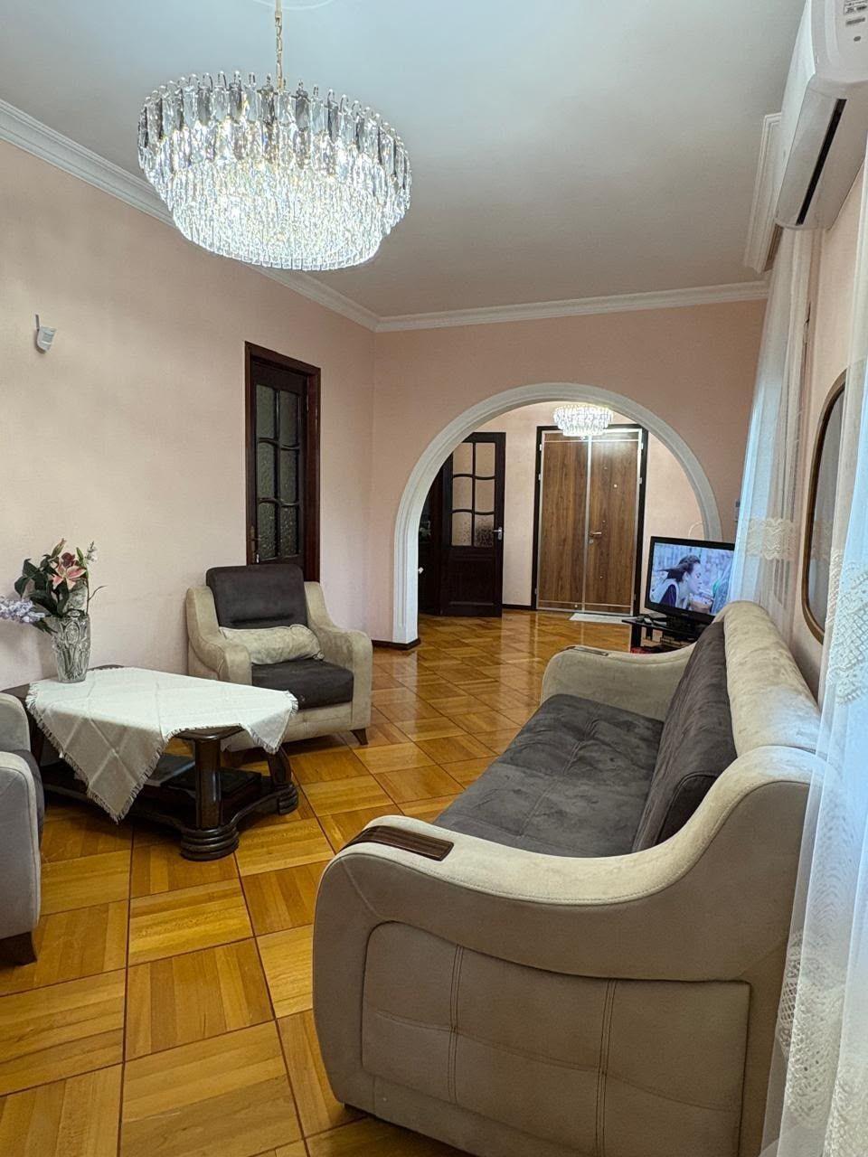 5-Room House For Rent In Batumi, Chakvi St view 1