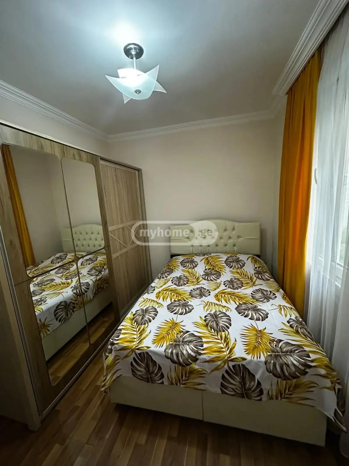 2-Room House In Batumi, Arsena Odzelashvili St, 7, 50 M², Is Available For Daily Rent For 140 ₾ view 5