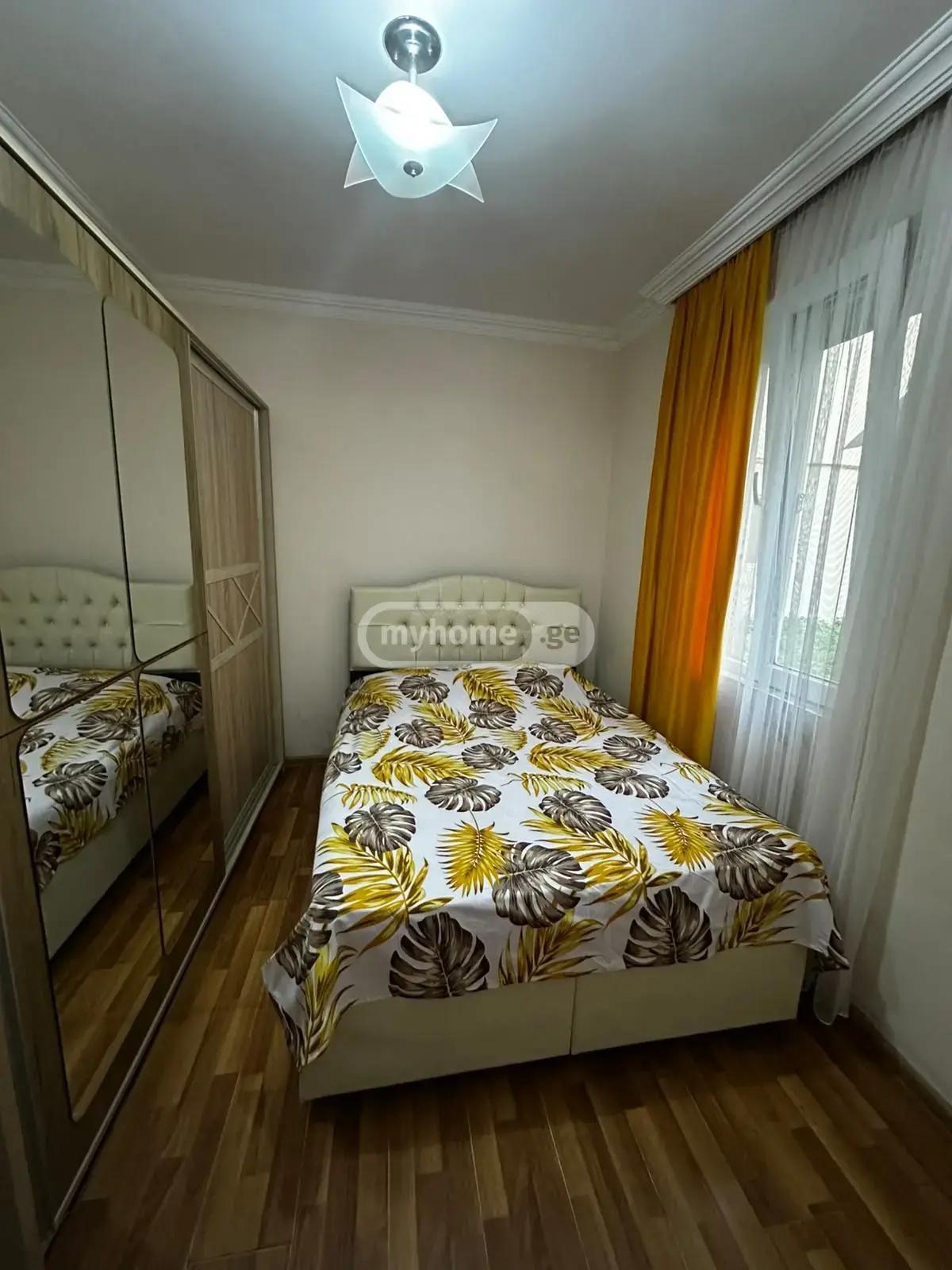 2-Room House In Batumi, Arsena Odzelashvili St, 7, 50 M², Is Available For Daily Rent For 140 ₾ view 4