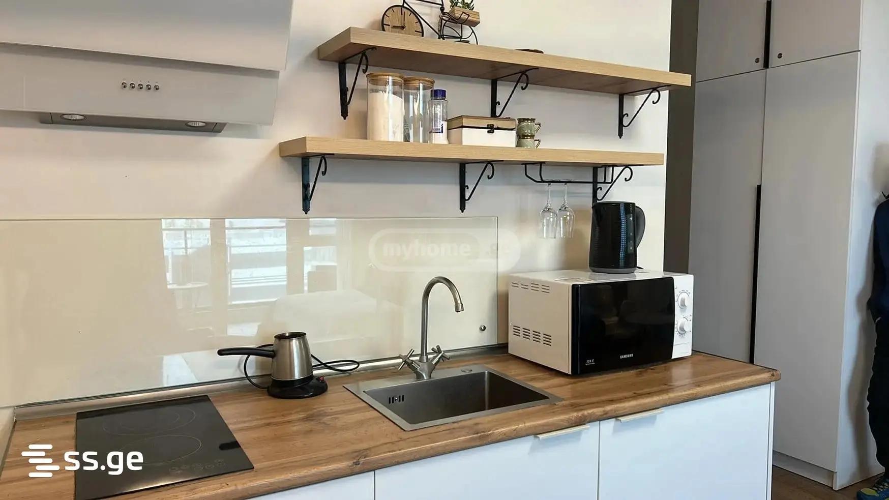 1-Room Apartment For Daily Rent In Batumi, Bianca Batumi , 35 M² — 230 ₾ Per Day view 3