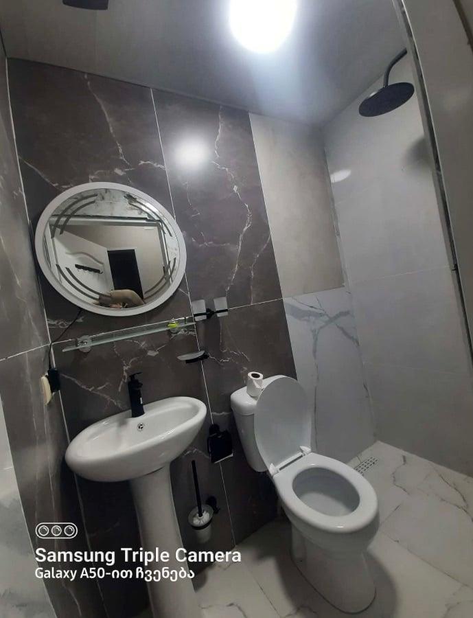 2-Room House For Rent In Batumi, Luka Asatiani St, 180 view 11