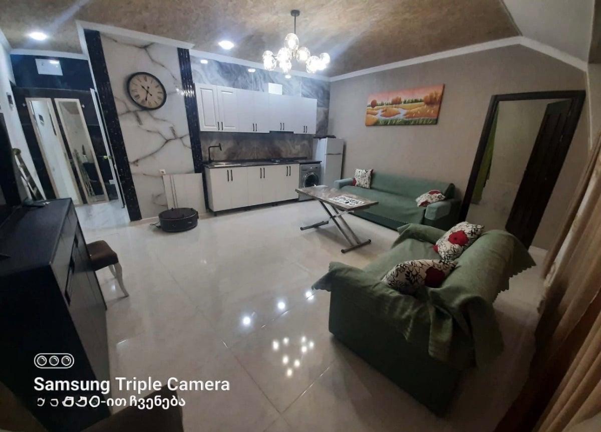 2-Room House For Rent In Batumi, Luka Asatiani St, 180 view 6