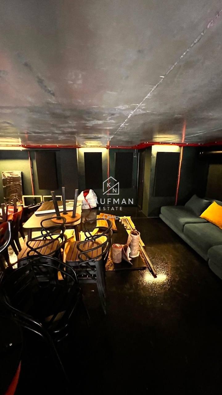 Commercial Property For Rent: 161 M² In Batumi, Selim Khimshiashvili St, 49 – $2,501 view 7