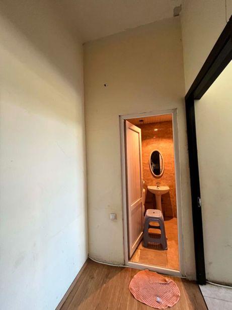 3部屋のマンション、Tsminda Barbare