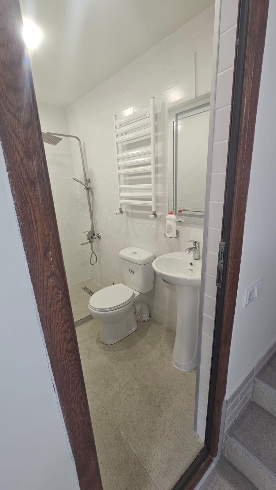 Commercial Property For Rent: 50 M² In Batumi, Vakhtang Gorgasali St, 54 – $1,000 view 3