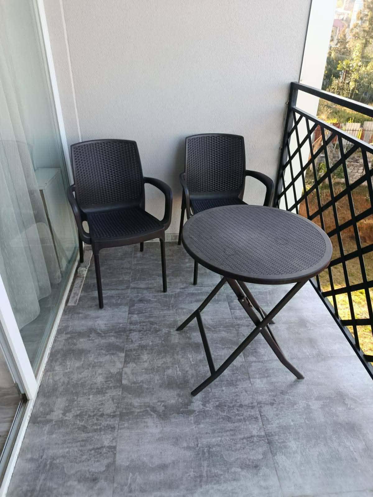 Studio Apartment For Rent In Batumi, Green House view 8