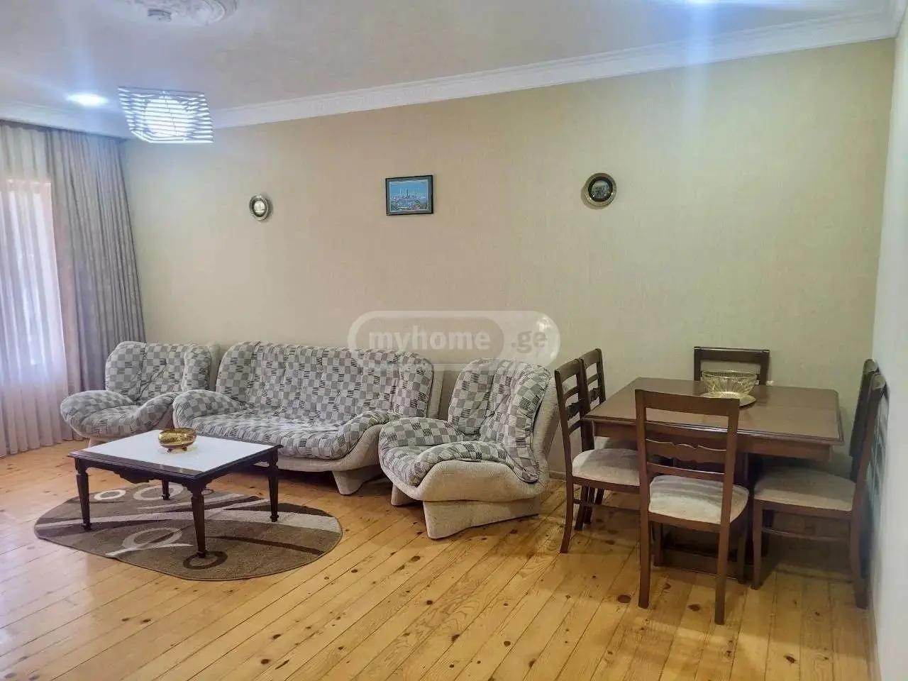 3-Room Apartment For Daily Rent In Batumi, Iusup Kobaladze St, 8a, 90 M² — 200 ₾ Per Day view 2