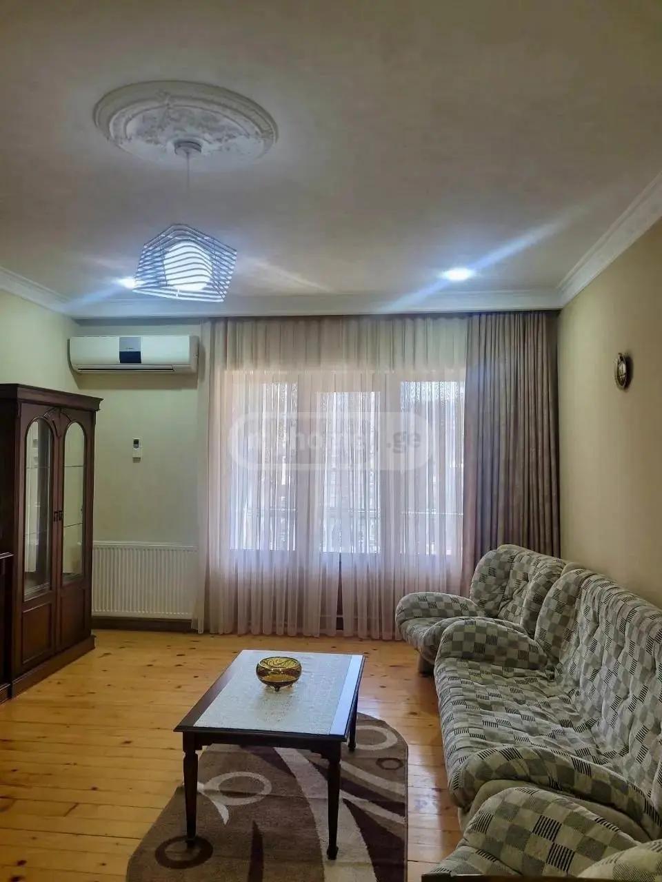 3-Room Apartment For Daily Rent In Batumi, Iusup Kobaladze St, 8a, 90 M² — 200 ₾ Per Day view 3
