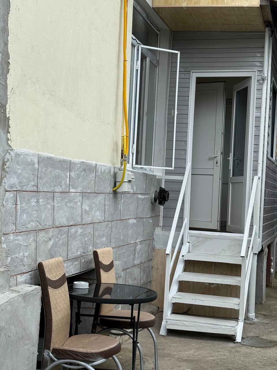 4-Room House For Rent In Batumi, Shroma St, 5 view 4