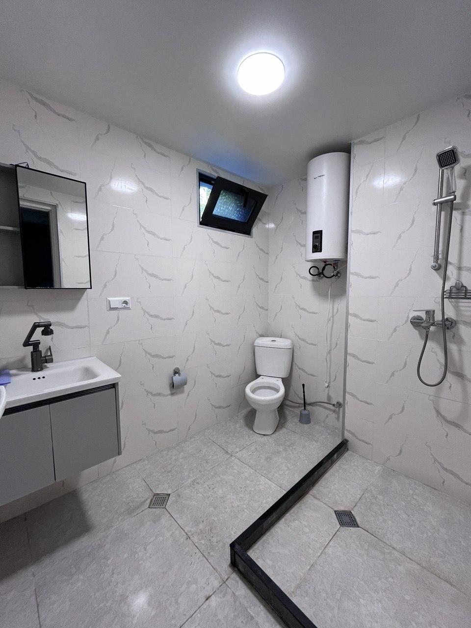 Commercial Property For Rent: 200 M² In Batumi, Mamia Varshanidze St, 201 – 3 000 ₾ view 14