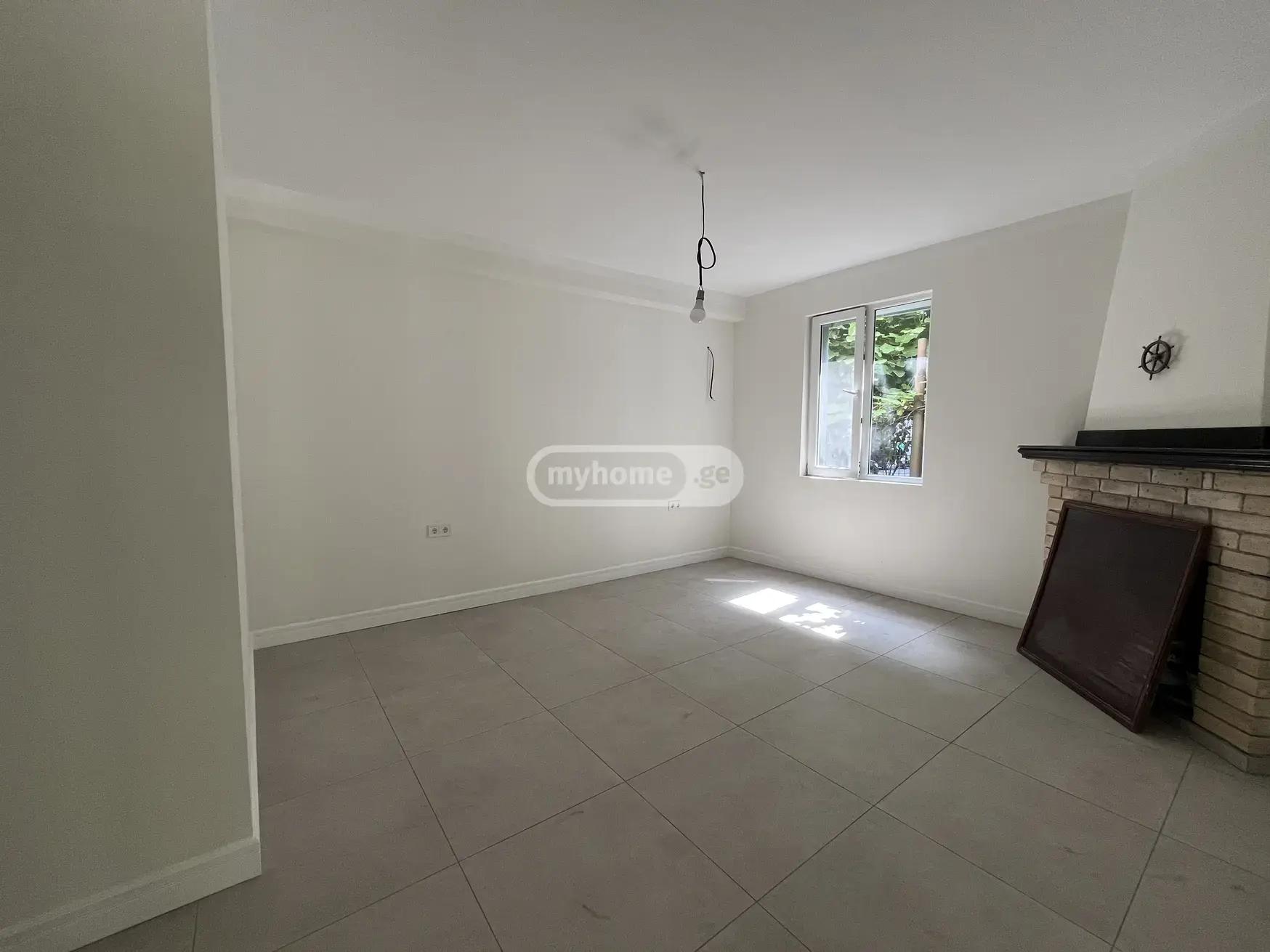 Commercial Property For Rent: 110 M² In Batumi, Zurab Gorgiladze St, 54 – $2,500 view 3