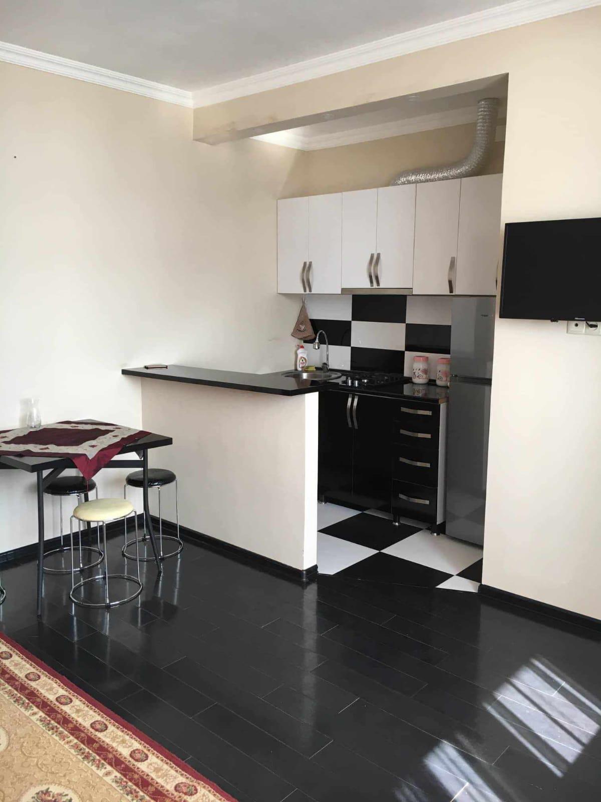 2-Room Apartment For Daily Rent In Batumi, David Aghmashenebeli St, 2g, 45 M² — 130 ₾ Per Day view 1
