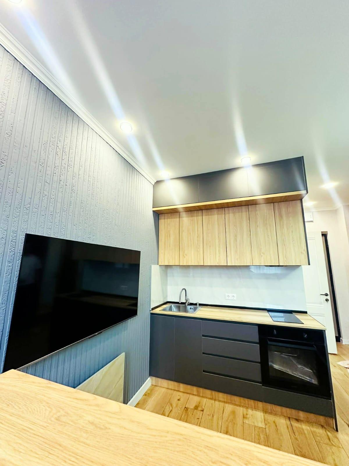 Studio Apartment For Daily Rent In Batumi, Guaranty Dream House, 35 M² — 180 ₾ Per Day view 3