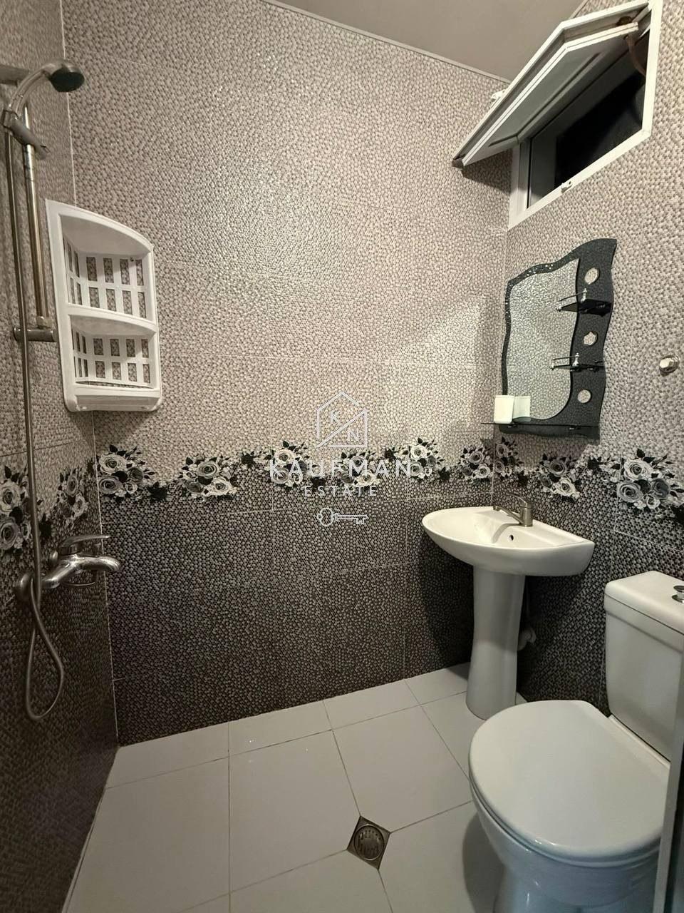 3-Room House For Rent In Batumi, Akaki Tsereteli St, 12 view 5