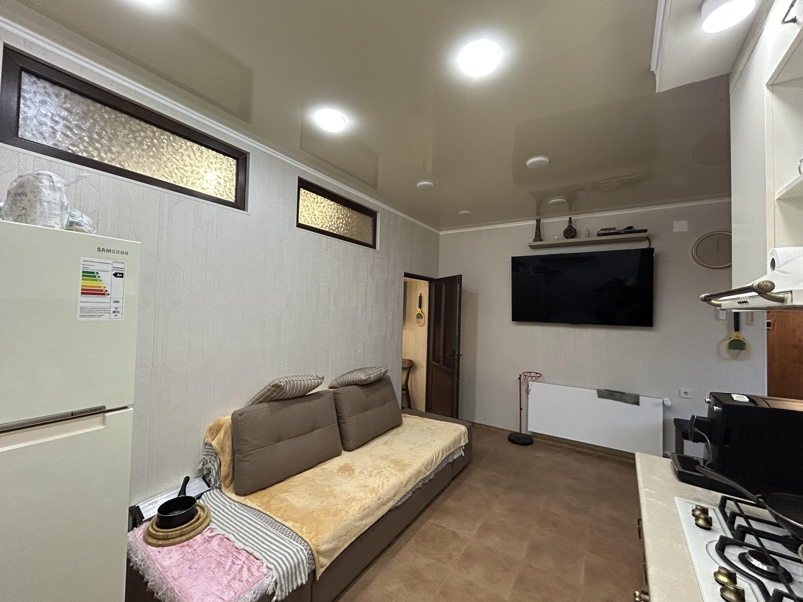 2-Room Apartment For Daily Rent In Batumi, Black Sea Panorama, 52.8 M² — 100 ₾ Per Day view 29