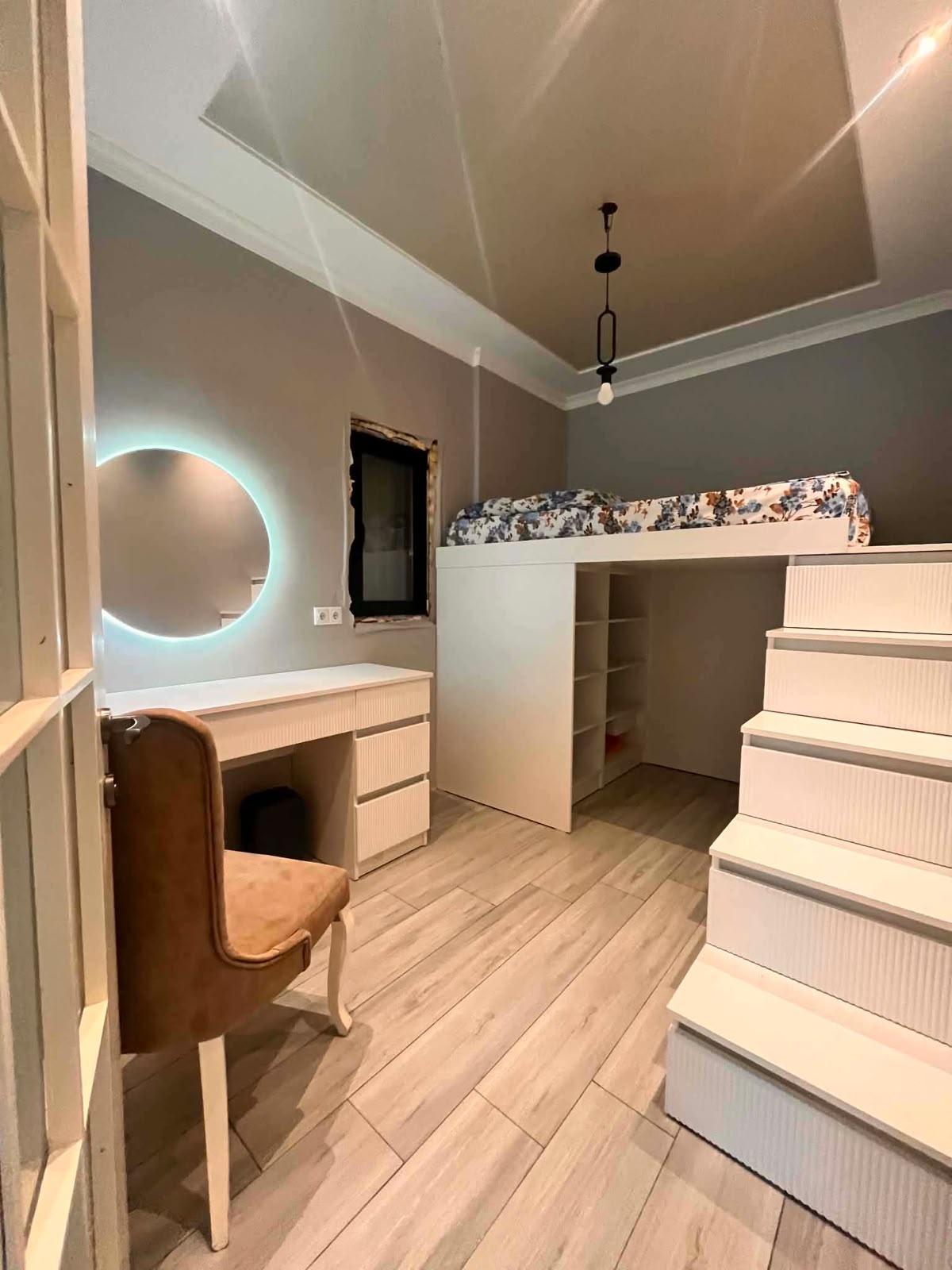 3-Room Apartment For Daily Rent In Batumi, Mikhail Lermontov St, 67, 90 M² — $50 Per Day view 1
