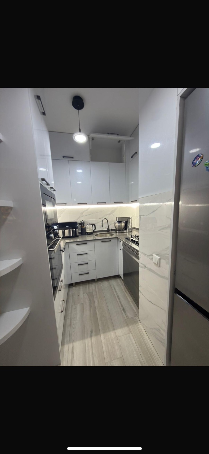 3-Room Apartment For Daily Rent In Batumi, Comfort Palace Abashidze, 90 M² — $50 Per Day view 2