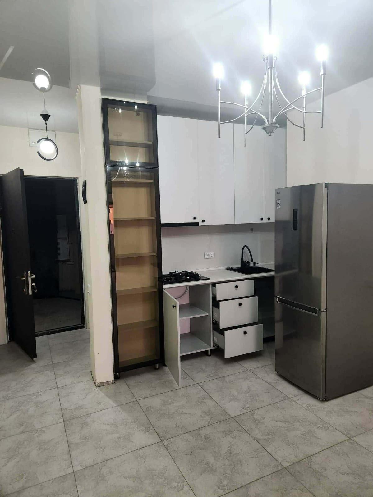 1-Room Apartment For Sale In Batumi, Fridon Khalvashi 10th Dead End, 34a view 5