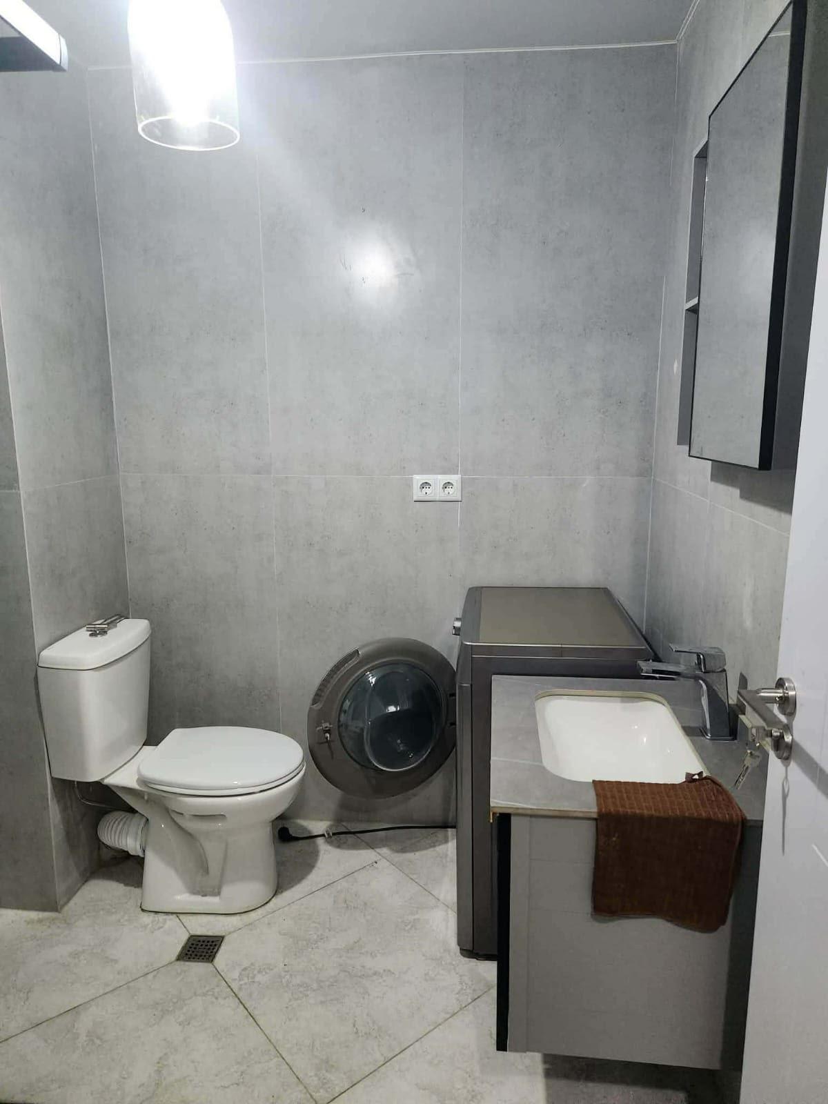 1-Room Apartment For Sale In Batumi, Fridon Khalvashi 10th Dead End, 34a view 3
