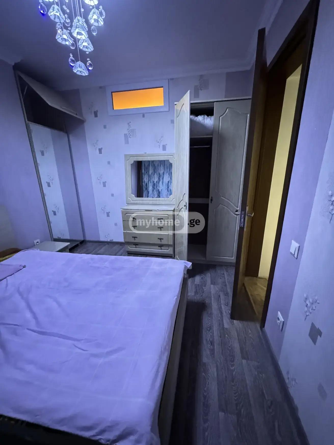 5-Room Apartment For Daily Rent In Batumi, Tengiz Makatsaria St, 9, 150 M² — 290 ₾ Per Day view 20