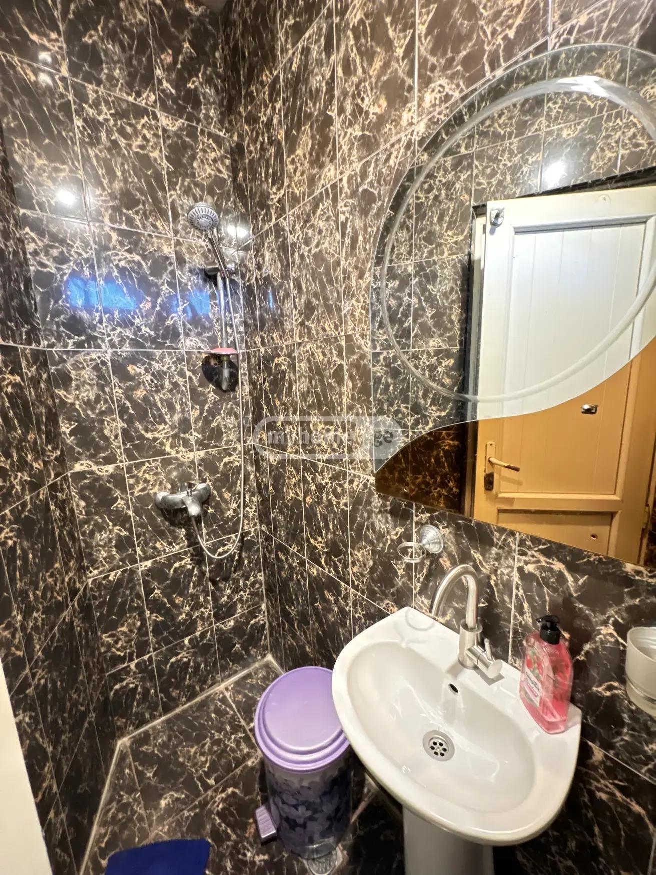 5-Room Apartment For Daily Rent In Batumi, Tengiz Makatsaria St, 9, 150 M² — 290 ₾ Per Day view 26