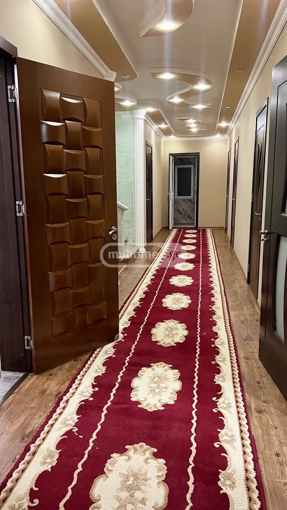 6-Room House In Batumi, Urekhi St, 33, 100 M², Is Available For Daily Rent For 300 ₾ view 3