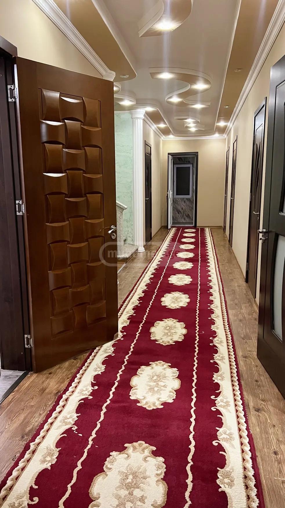 6-Room House In Batumi, Urekhi St, 33, 100 M², Is Available For Daily Rent For 240 ₾ view 4