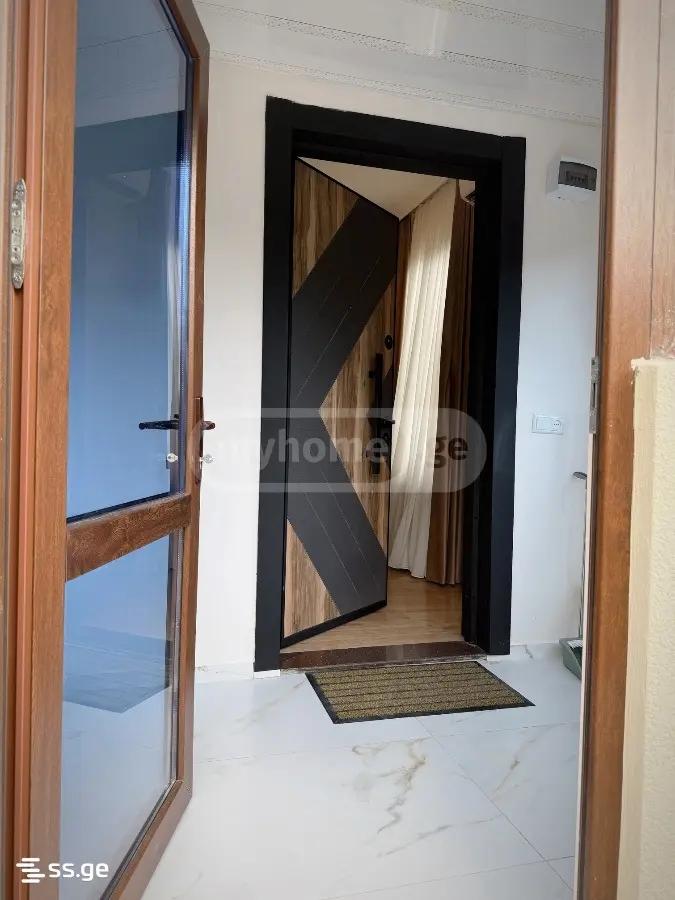 4-Room House For Rent In Batumi, Shroma St, 1 view 16
