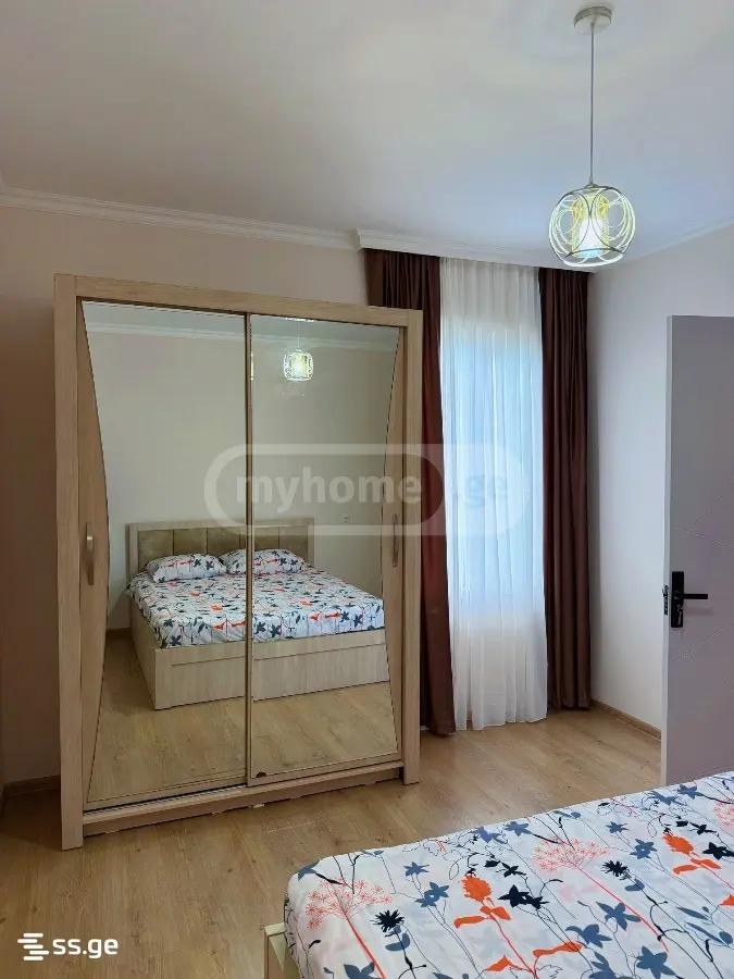 4-Room House For Rent In Batumi, Shroma St, 1 view 14