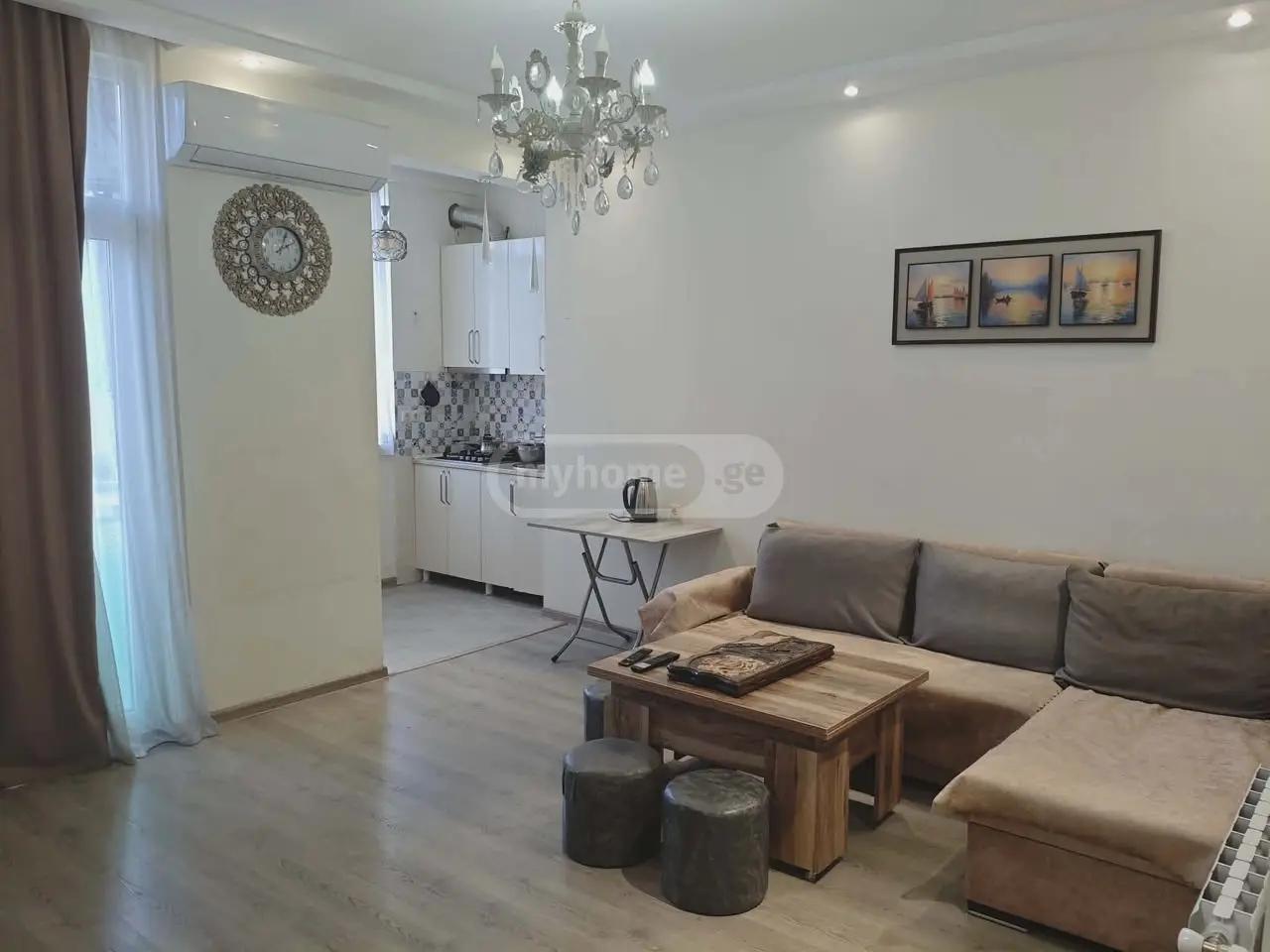 3-Room Apartment For Daily Rent In Batumi, Mamia Varshanidze St, 99, 54 M² — 130 ₾ Per Day view 2